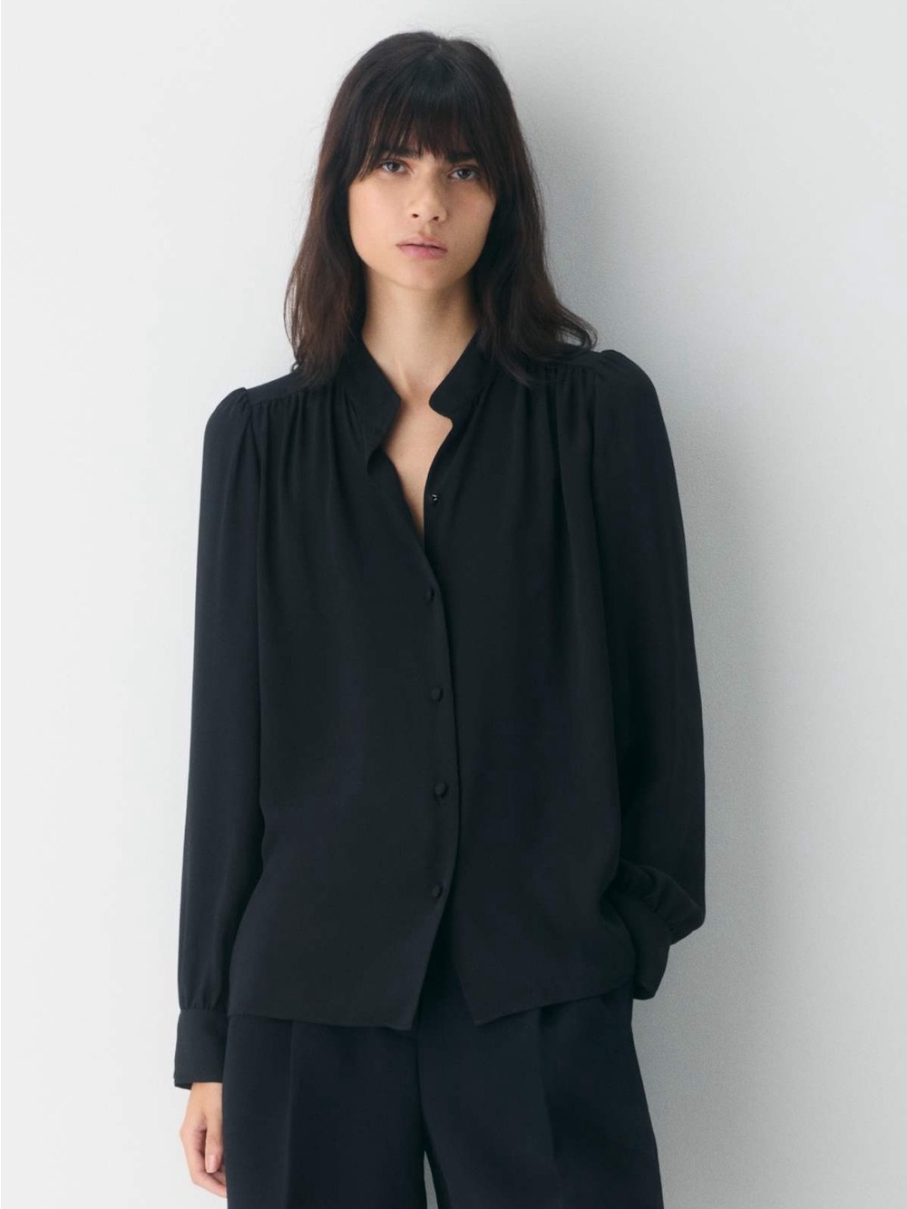 Aritzia Wilfred Black Delphine Blouse NWT